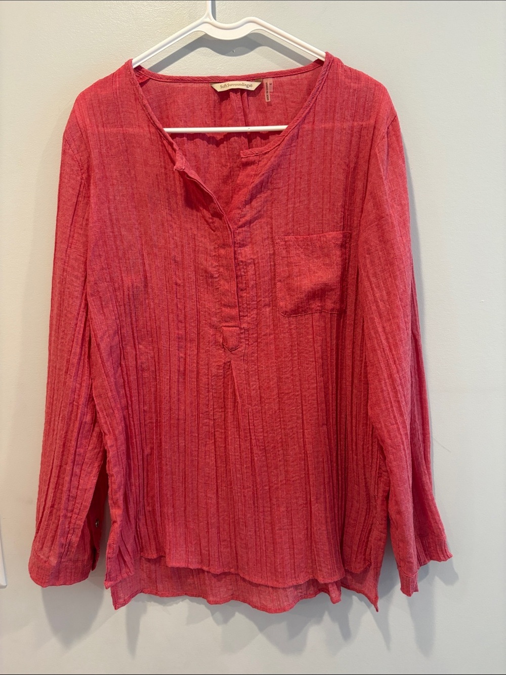 Soft Surroundings Coral Textured Long-Sleeve V-Neck Tunic with Pocket ptp 19